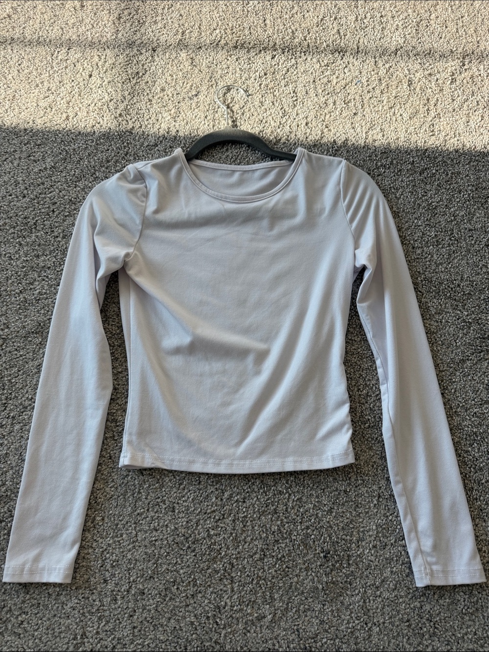 Women's White Long-Sleeve Crew Neck Top